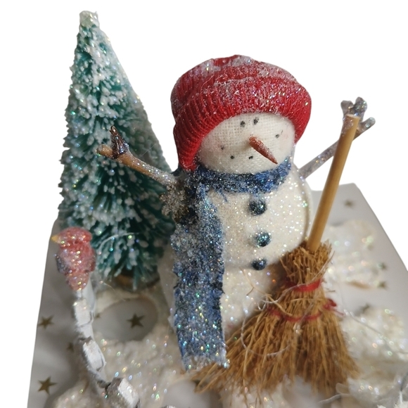Christmas Decor Collectable Creations Backyard Snowman Wood Fabric Figurine New - Picture 3 of 13